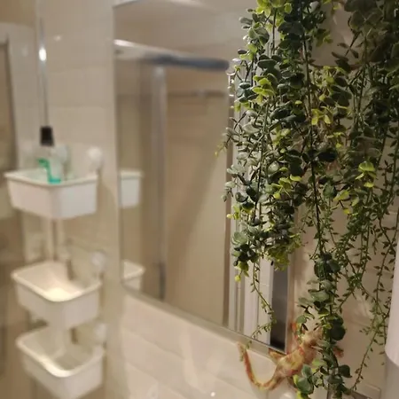 Mandarine No 2 Apartment